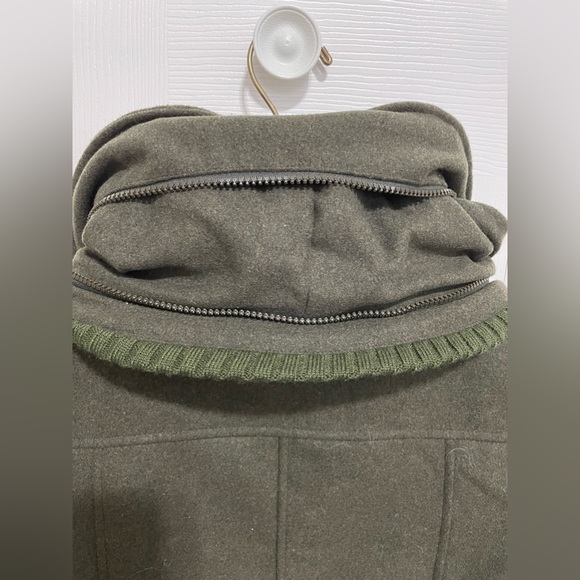 EUC 2 Ways ( W/Hoodie or WO) Jacket purchased in Japan - Picture 6 of 12